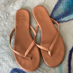 Size 6 nude flip flops